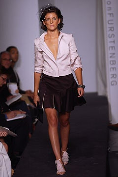 Diane Von Furstenberg fashion show for Spring/Summer 2003