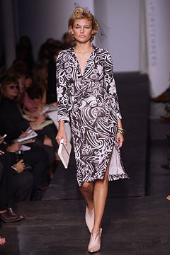 Diane Von Furstenberg fashion show for Spring/Summer 2003