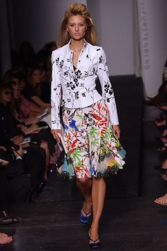 Diane Von Furstenberg fashion show for Spring/Summer 2003