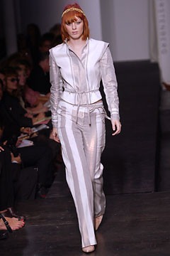 Diane Von Furstenberg fashion show for Spring/Summer 2003