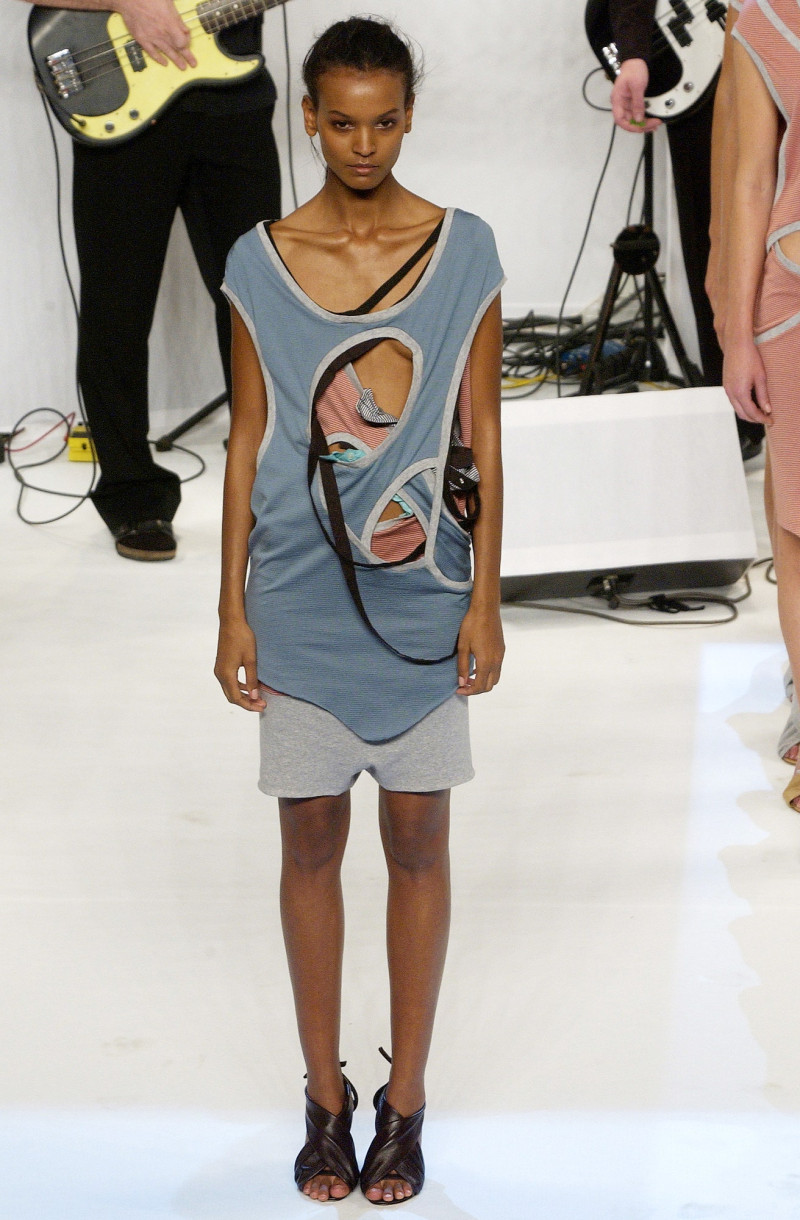 Hussein Chalayan fashion show for Spring/Summer 2003