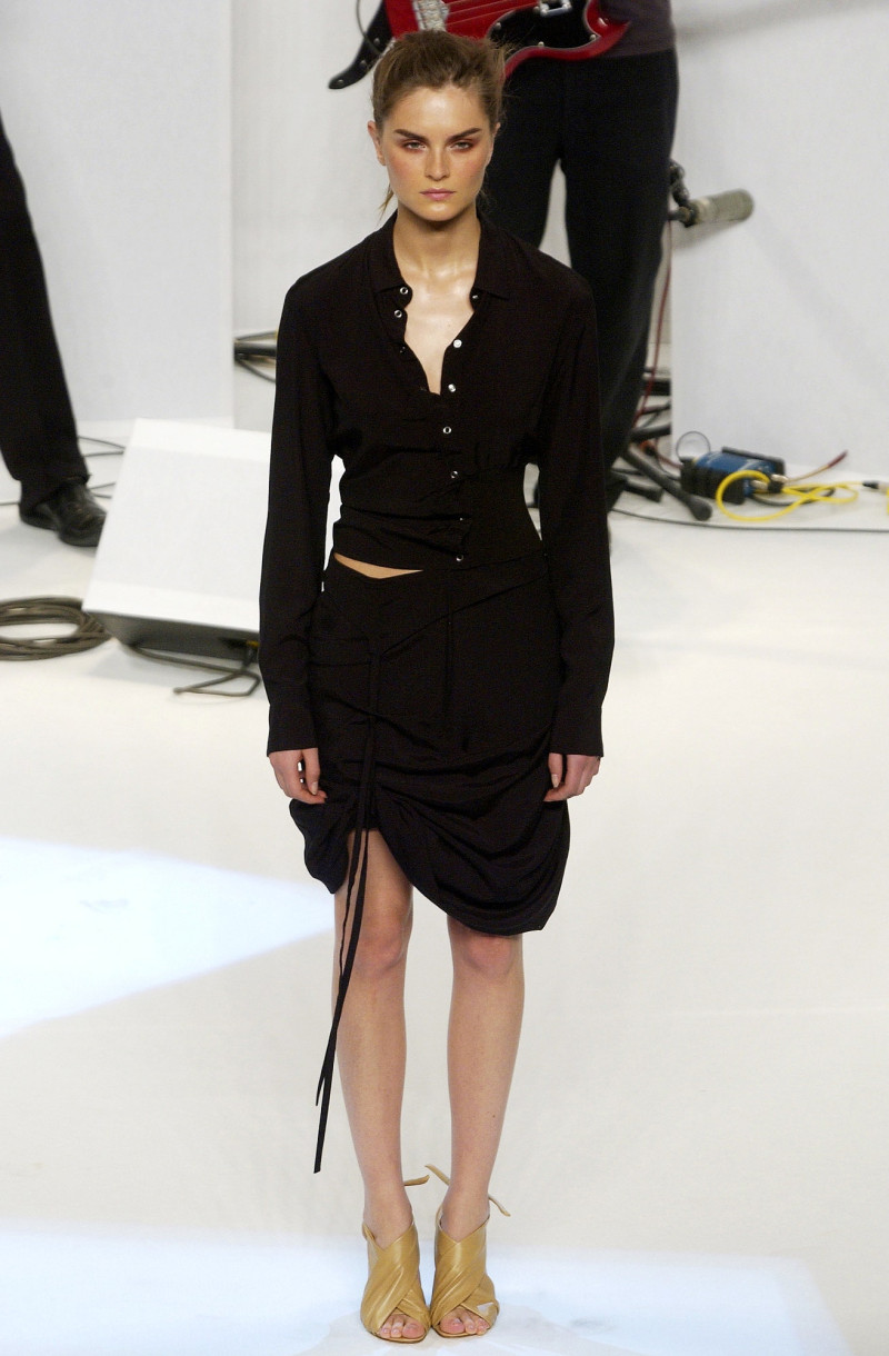 Hussein Chalayan fashion show for Spring/Summer 2003
