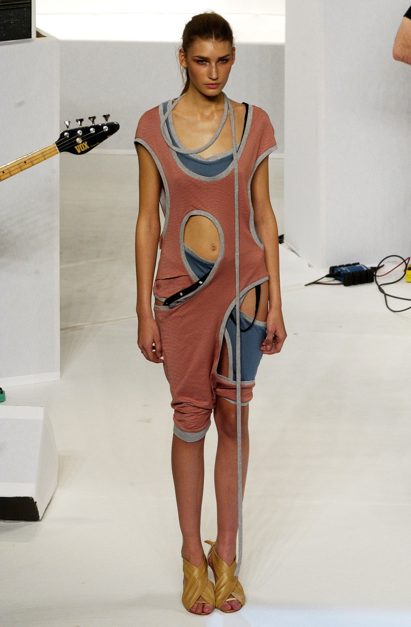 Hussein Chalayan fashion show for Spring/Summer 2003