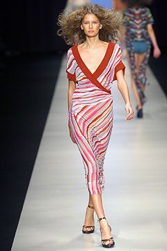 Missoni fashion show for Spring/Summer 2004