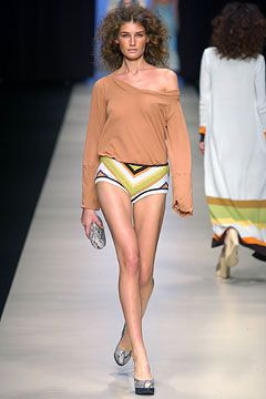 Missoni fashion show for Spring/Summer 2004