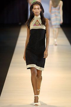 Missoni fashion show for Spring/Summer 2004