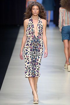 Missoni fashion show for Spring/Summer 2004