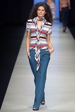 Missoni fashion show for Spring/Summer 2004