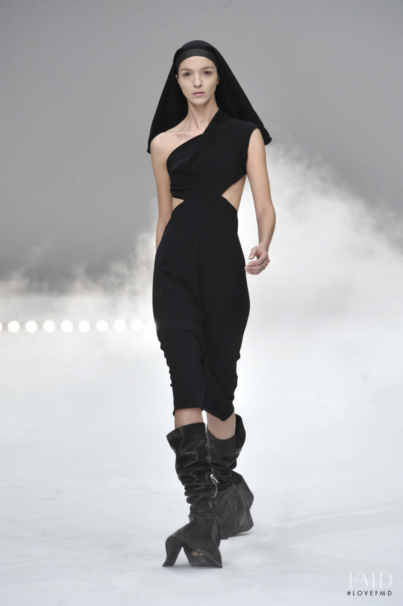 Mariacarla Boscono featured in  the Rick Owens Strutter fashion show for Spring/Summer 2009