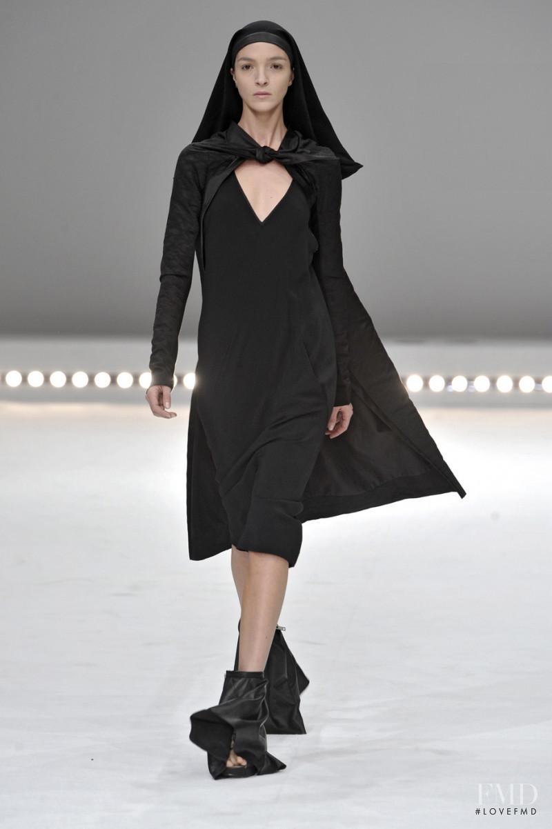 Mariacarla Boscono featured in  the Rick Owens Strutter fashion show for Spring/Summer 2009