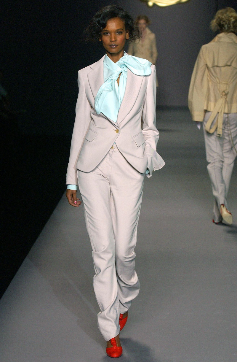 Viktor & Rolf fashion show for Spring/Summer 2004