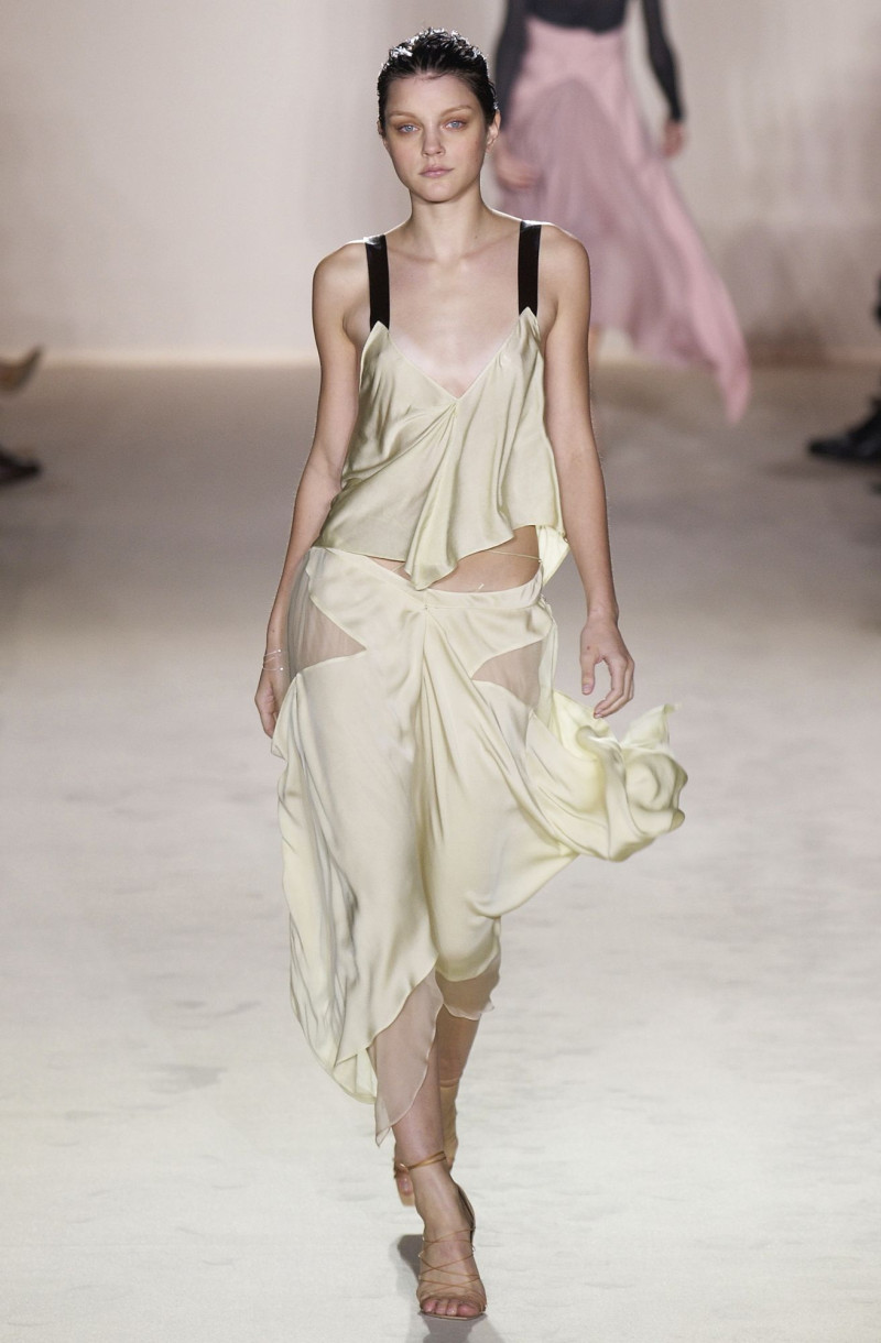 Stella McCartney fashion show for Spring/Summer 2004