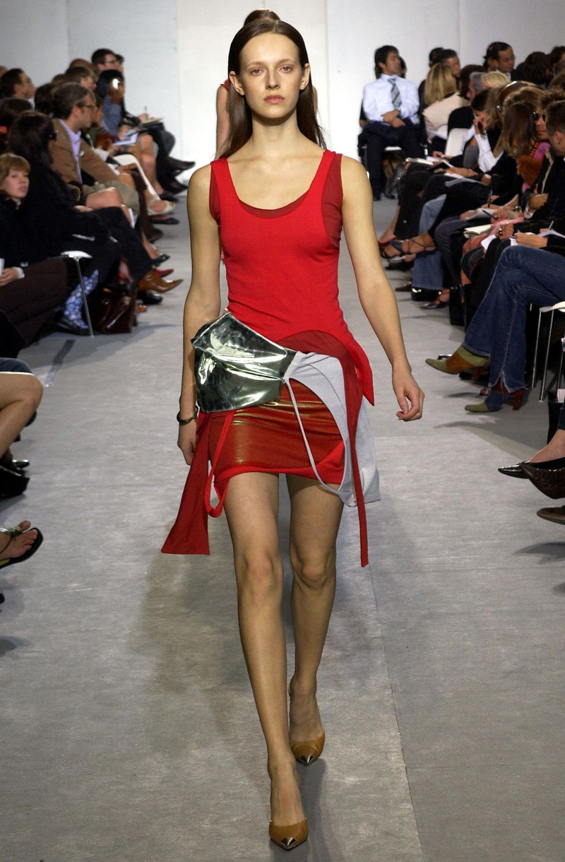 Helmut Lang fashion show for Spring/Summer 2004