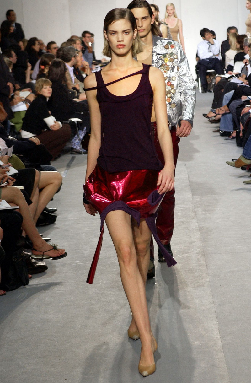 Helmut Lang fashion show for Spring/Summer 2004