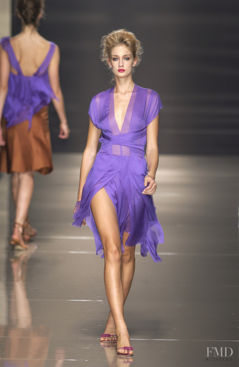 Alberta Ferretti fashion show for Spring/Summer 2004