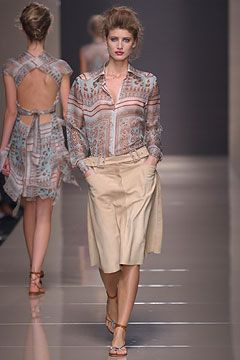 Alberta Ferretti fashion show for Spring/Summer 2004