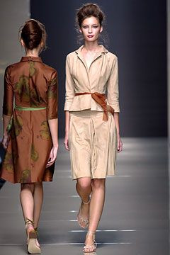 Alberta Ferretti fashion show for Spring/Summer 2004