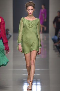 Alberta Ferretti fashion show for Spring/Summer 2004