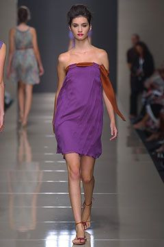 Alberta Ferretti fashion show for Spring/Summer 2004