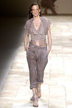 Givenchy fashion show for Spring/Summer 2004