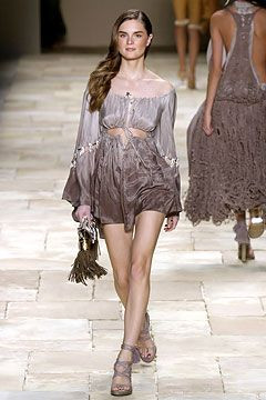 Givenchy fashion show for Spring/Summer 2004