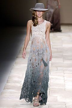 Givenchy fashion show for Spring/Summer 2004