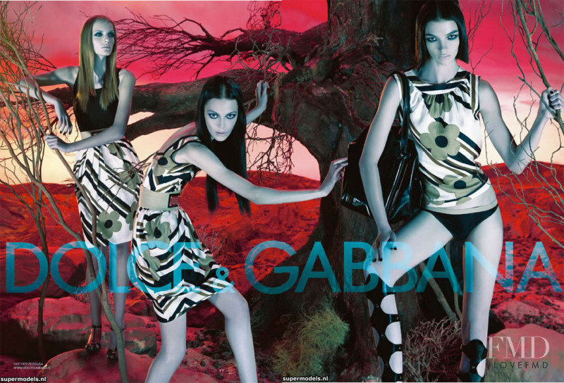 Mariacarla Boscono featured in  the Dolce & Gabbana advertisement for Resort 2007