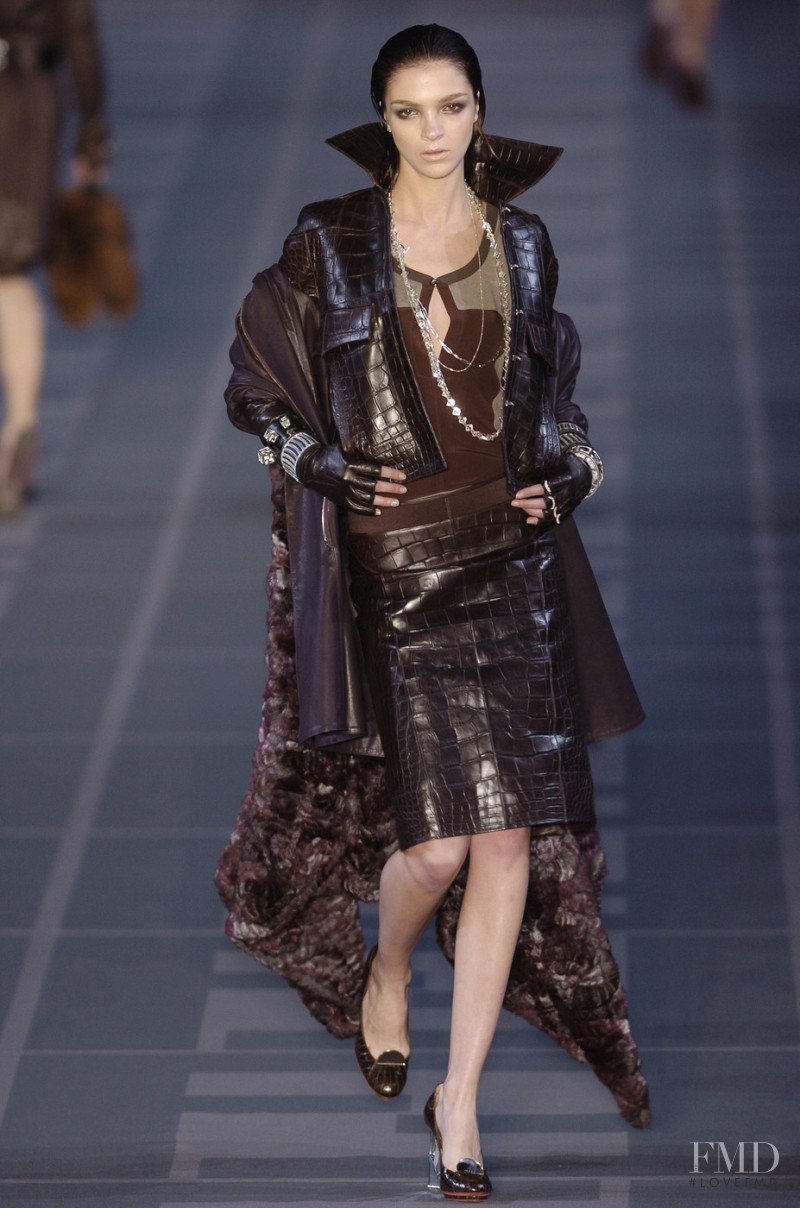 Mariacarla Boscono featured in  the Fendi fashion show for Autumn/Winter 2004