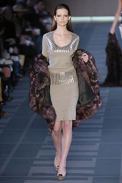Fendi fashion show for Autumn/Winter 2004