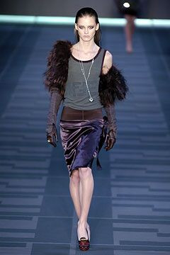 Fendi fashion show for Autumn/Winter 2004