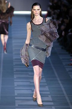 Fendi fashion show for Autumn/Winter 2004