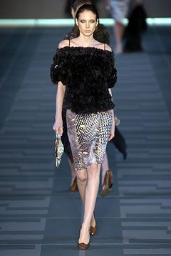 Fendi fashion show for Autumn/Winter 2004