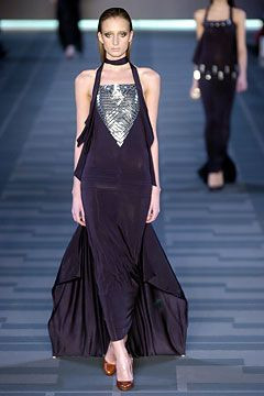 Fendi fashion show for Autumn/Winter 2004