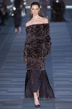 Fendi fashion show for Autumn/Winter 2004