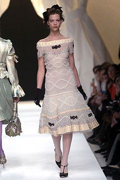 Moschino fashion show for Autumn/Winter 2004