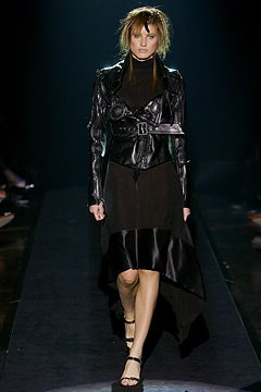 Gianfranco Ferré fashion show for Autumn/Winter 2003