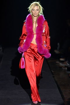Gianfranco Ferré fashion show for Autumn/Winter 2003