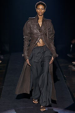 Gianfranco Ferré fashion show for Autumn/Winter 2003