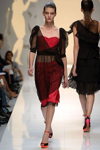 Moschino fashion show for Spring/Summer 2006