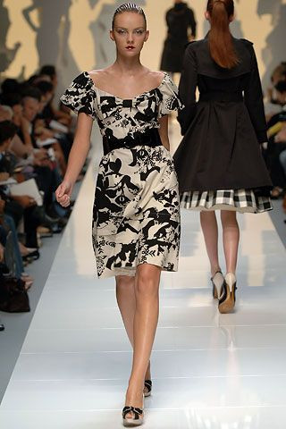 Moschino fashion show for Spring/Summer 2006