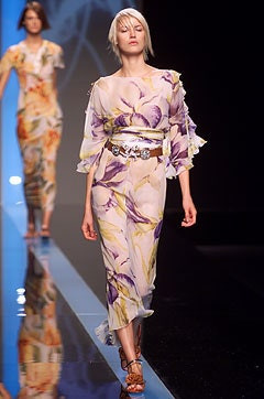 Valentino fashion show for Spring/Summer 2002