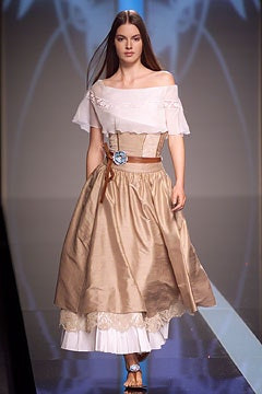 Valentino fashion show for Spring/Summer 2002