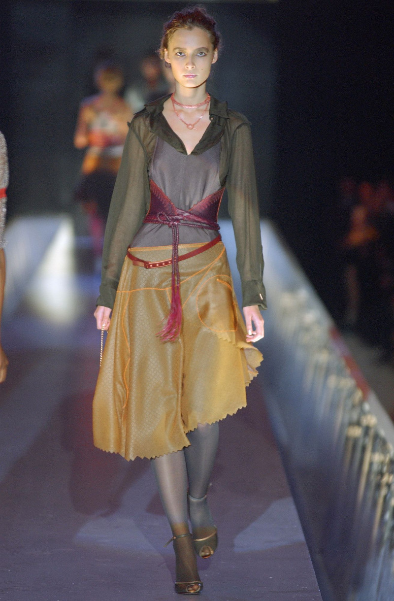 Fendi fashion show for Spring/Summer 2004