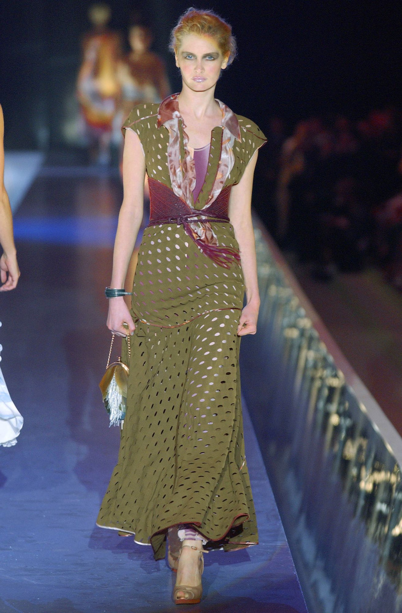 Fendi fashion show for Spring/Summer 2004