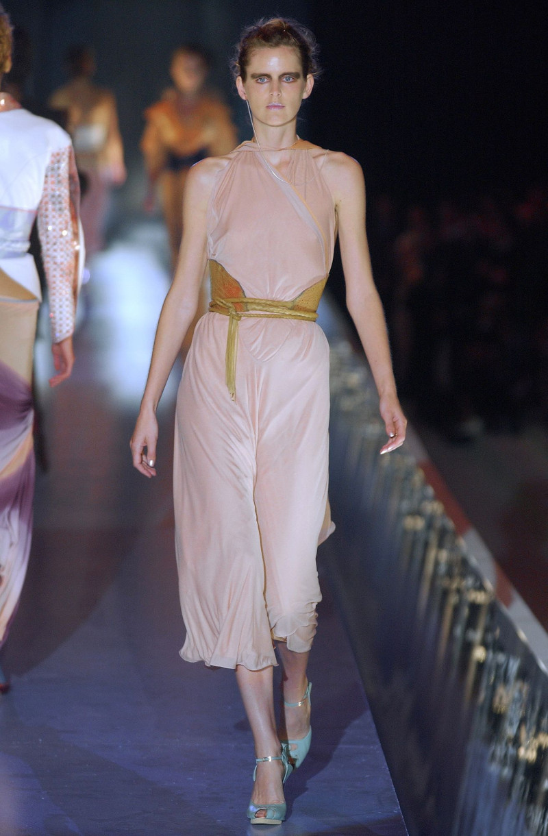 Fendi fashion show for Spring/Summer 2004