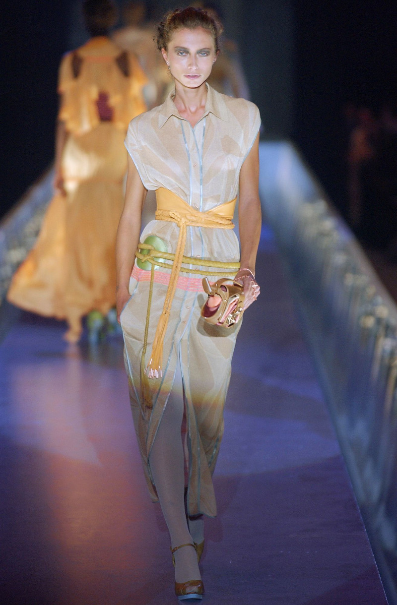 Fendi fashion show for Spring/Summer 2004