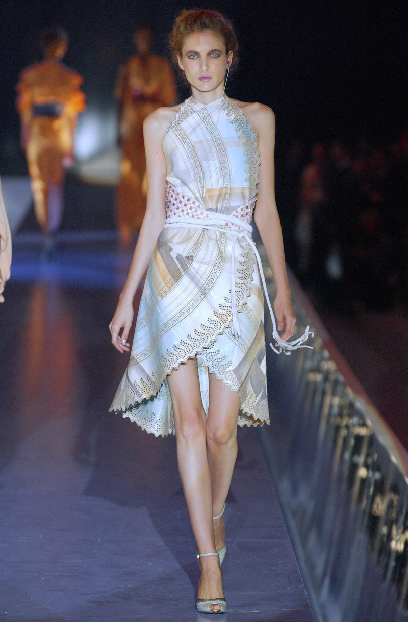 Fendi fashion show for Spring/Summer 2004