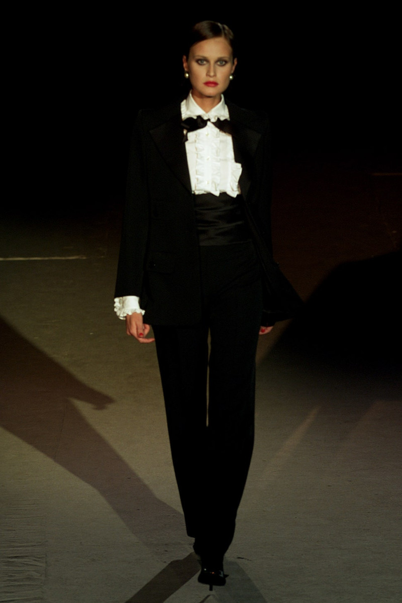 Saint Laurent fashion show for Spring/Summer 2002