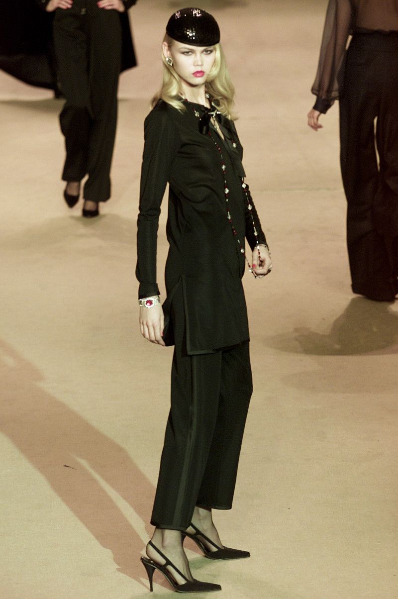 Saint Laurent fashion show for Spring/Summer 2002