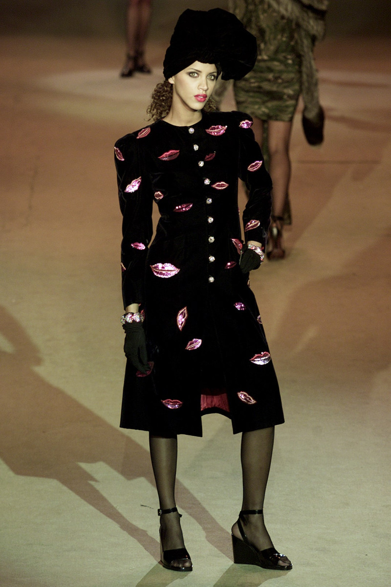 Saint Laurent fashion show for Spring/Summer 2002